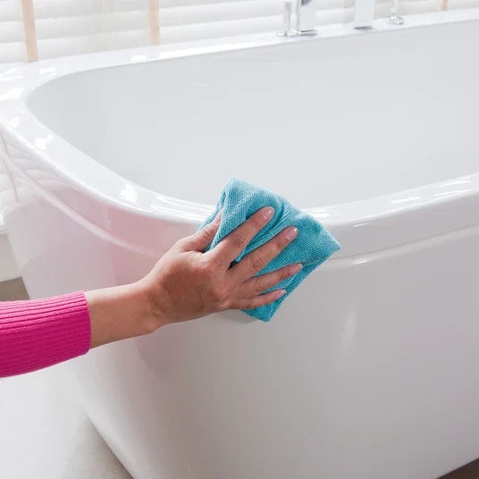 HG Bathroom Cleaner and Shine restorer | Concentrated | Streak Free | 500ml