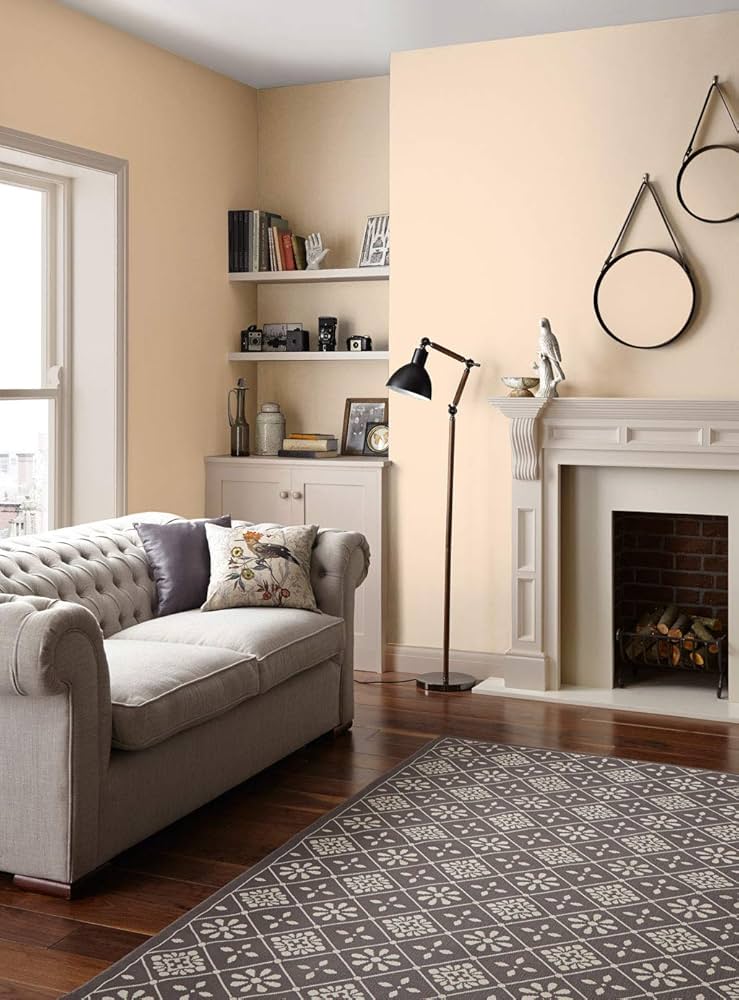 Armstead Trade Vinyl Matt Paint Magnolia 5 Litres