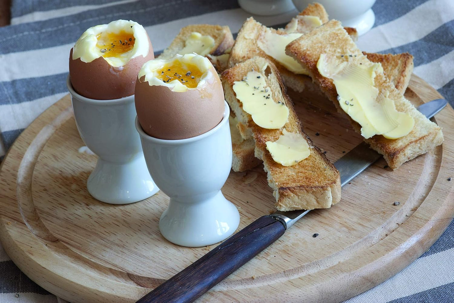 Chef Aid Traditional 3 Minute Egg Timer, Perfect gadgets for timing the cooking of Boiled Eggs.