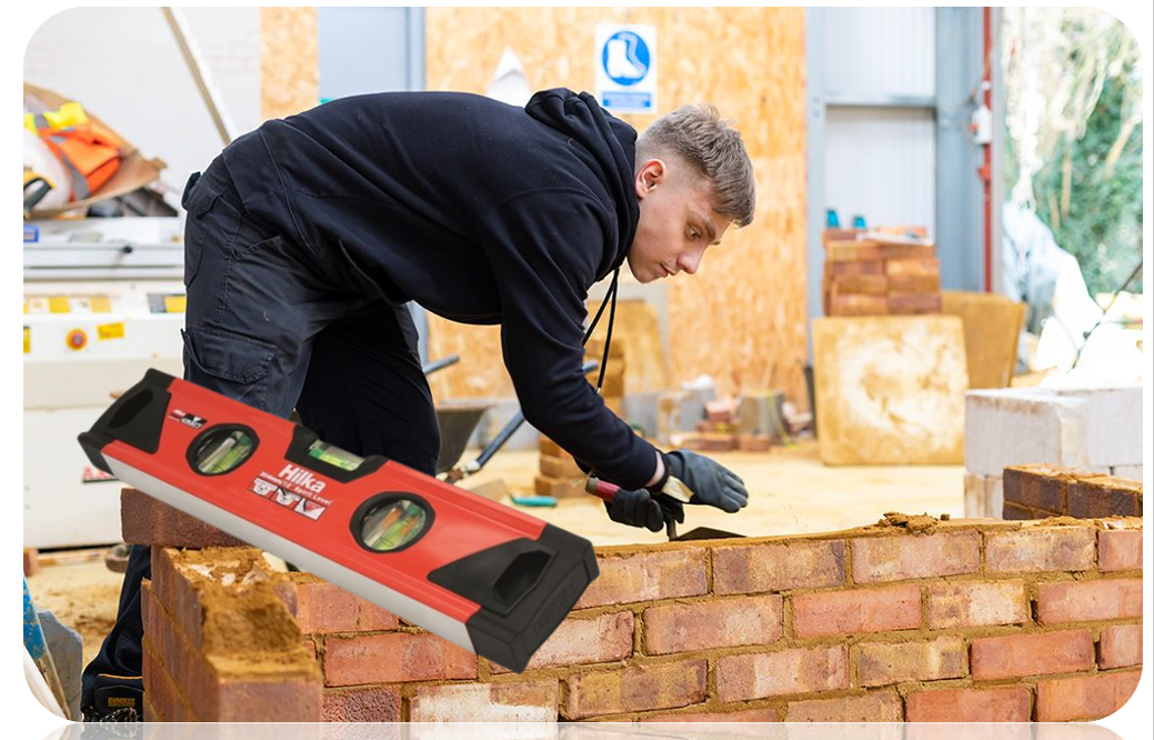 Hilka Tools Heavy Duty Spirit Level 18" (450mm) | Tough Aluminium Frame