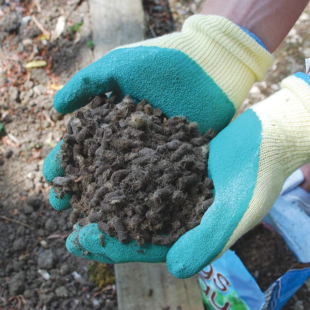 Defenders All-Natural Slugs Away Wool Pellets | Slugs and Snails | 1 Litre