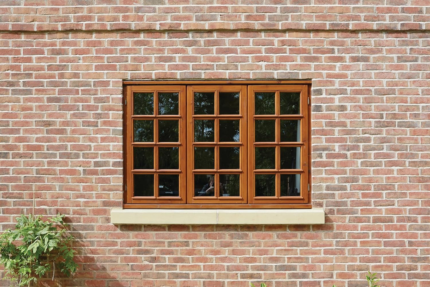 Ronseal Antique Pine Satin Woodstain | Soft or Hard Wood | Quick Drying | 250ml