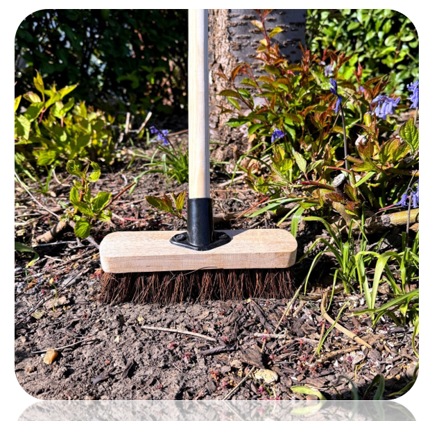 Castledale Wooden Deck Scrubbing Brush Head 9" {23cm} With Bassine Fibres