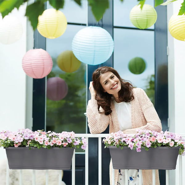 Elho Corsica Easy Hanger Trio Anthracite Planter {100% recyclable}