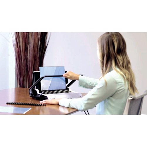 Fellowes Star+ 150 A4 Manual Comb Binding Machine 5627501