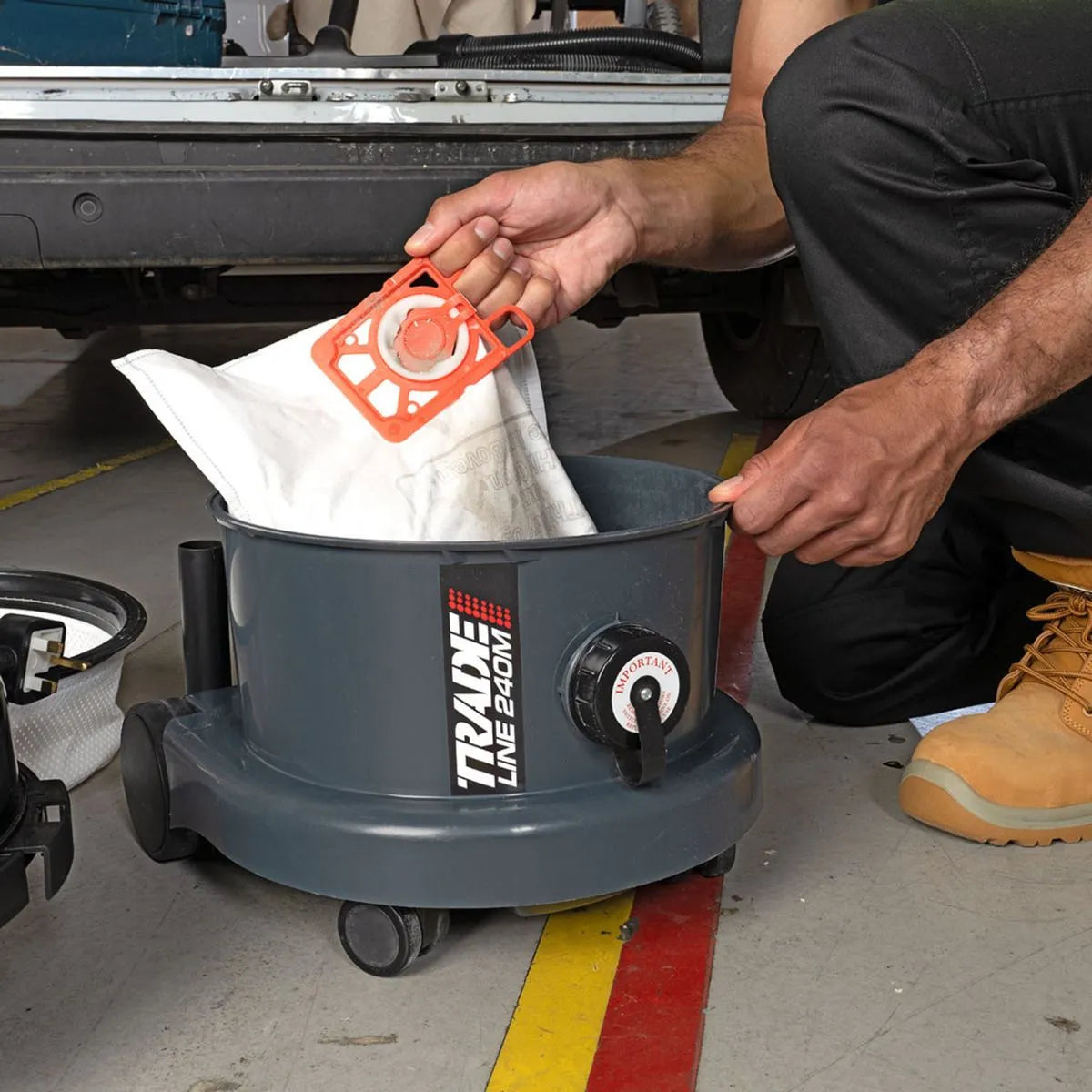 Numatic M-Class Dust Vacuum Cleaner 9L
