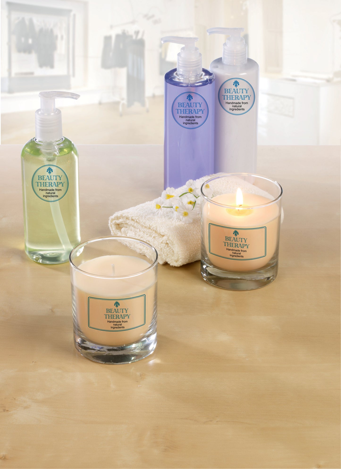 Avery Laser Label 63.5x38.1mm 21 Per A4 Sheet Crystal Clear (Pack 525 Labels) L7782-25