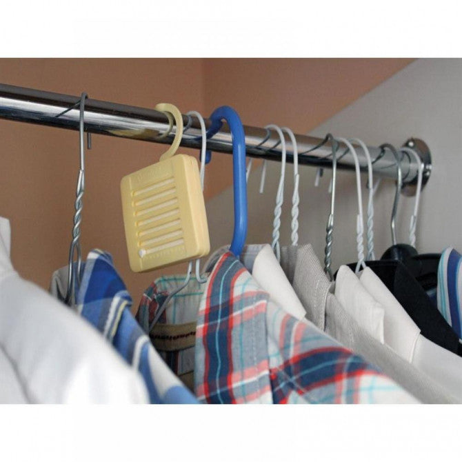 Rentokil Clothes Moth Killer Cassette | Hook in wardrobe | 4 Pack